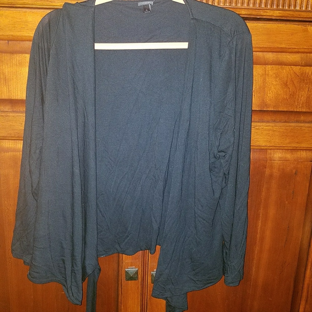 Jcrew XL criss cross shirt can be used as a summer